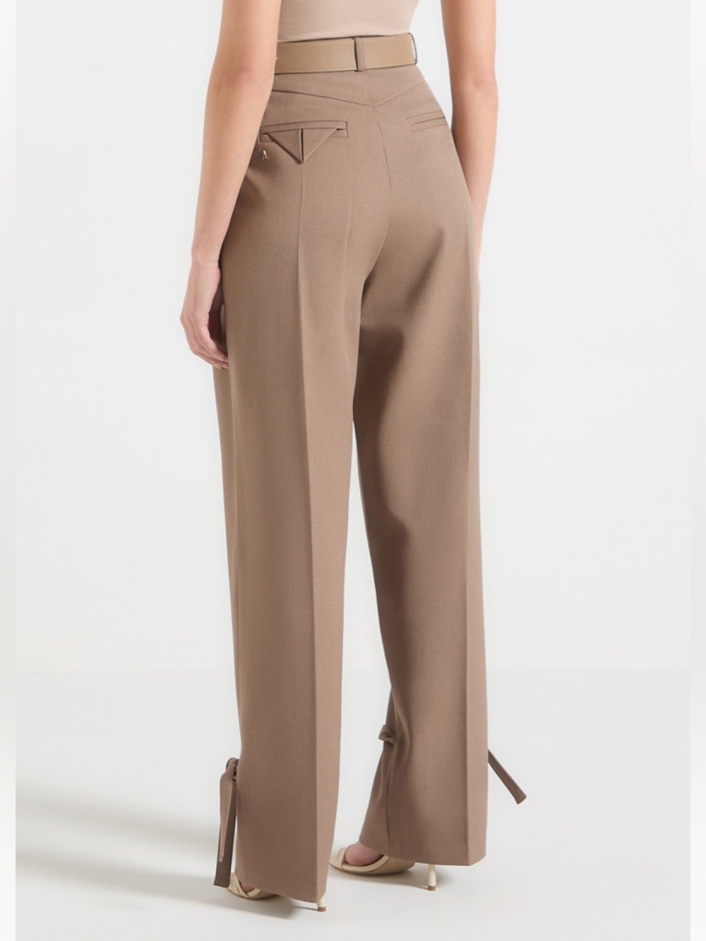 Maniere De Voir Suzanne tailored trouser with belt and ankle ties size 10 NWT - Picture 3 of 11